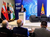 Subsecretario de Defensa participa en seminario internacional sobre ciberdefensa en colombia.